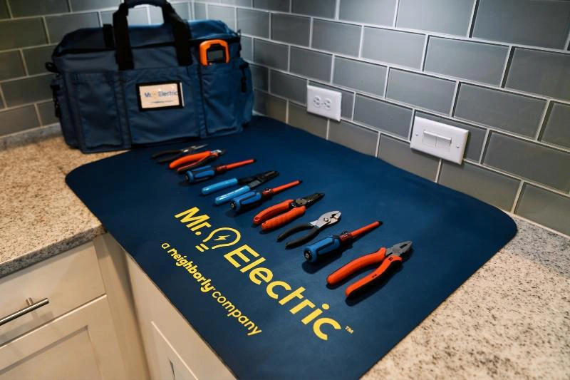 The electrical equipments used by Mr. Electric electricians.